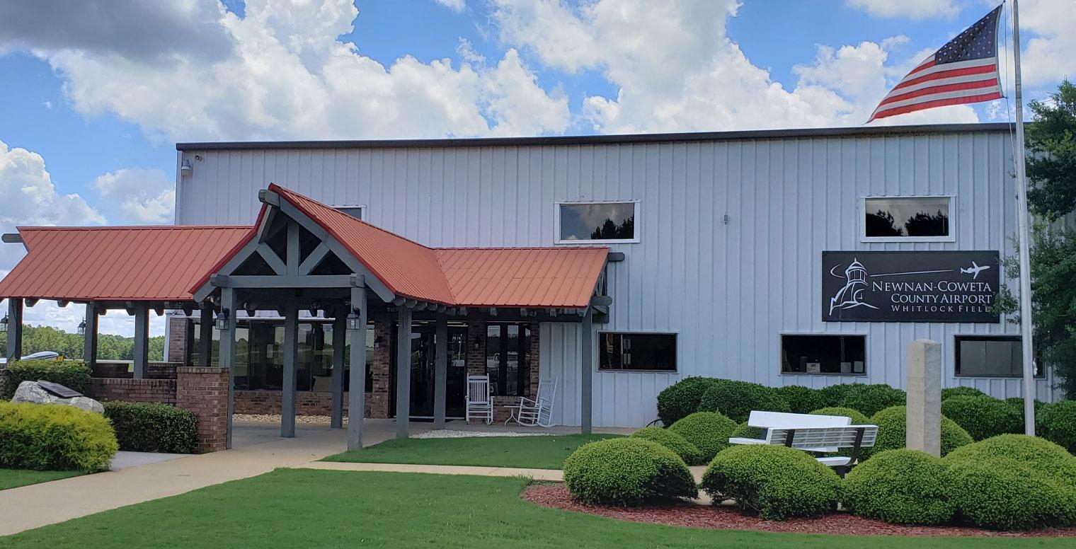 Newnan-Coweta County Airport at KCCO